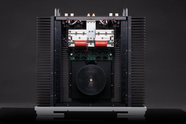 Abyssound's ASP-1000 Preamplifier and ASX-2000 Amplifier