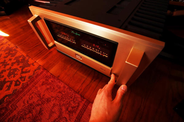Accuphase A70 Power Amplifier
