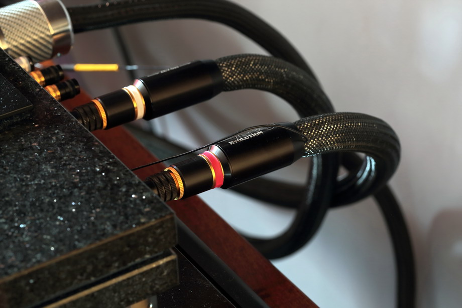 Crystal Cable Ultimate Dream Loudspeaker Cable