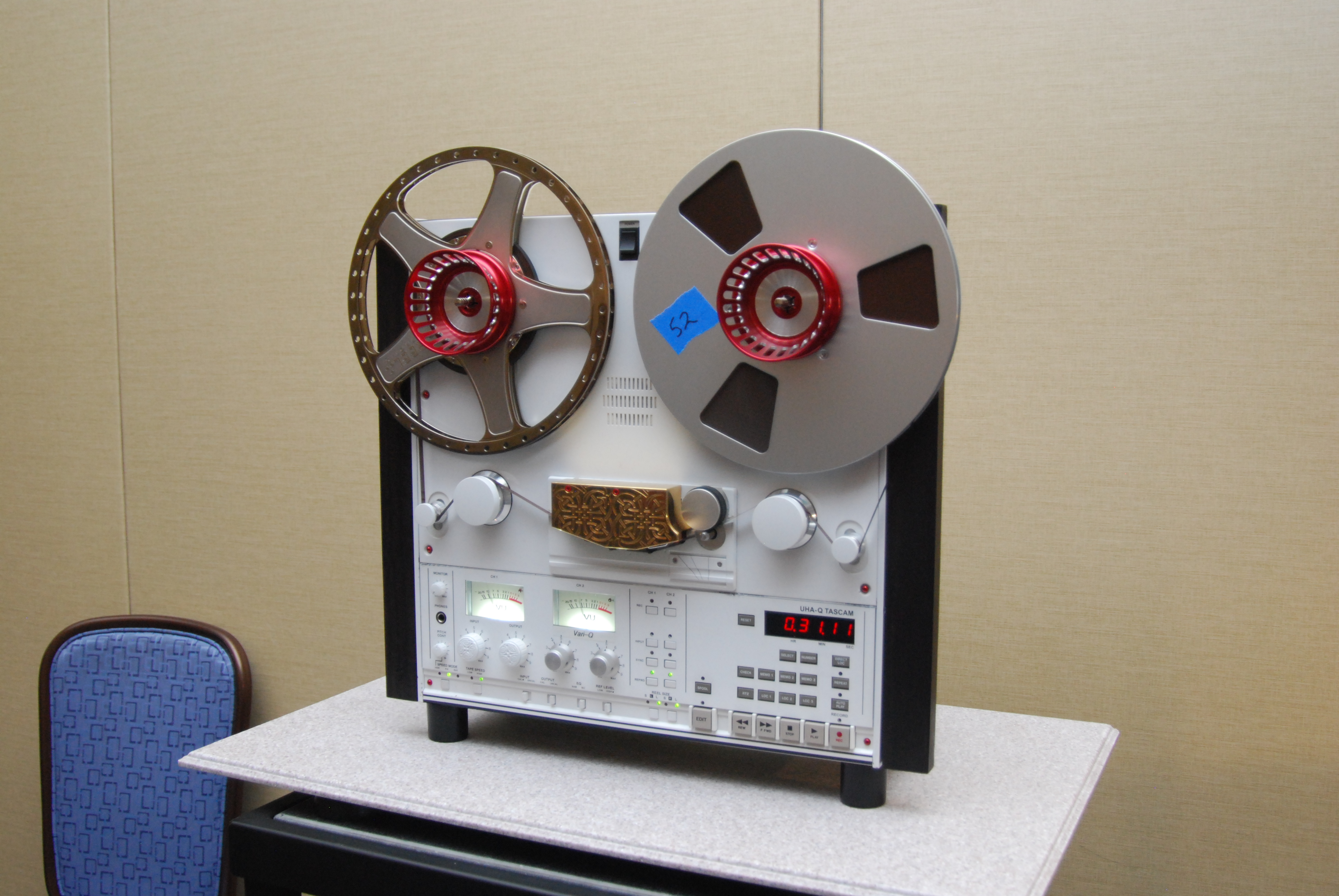 Innovative Audio in New York City Hosts Metaxas and Sins Reel-to-Reel Tape  Machine Introduction